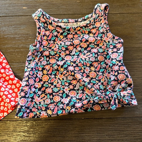0-3 month Baby Gap Tops Set - Red and Multicolor - Picture 2 of 3